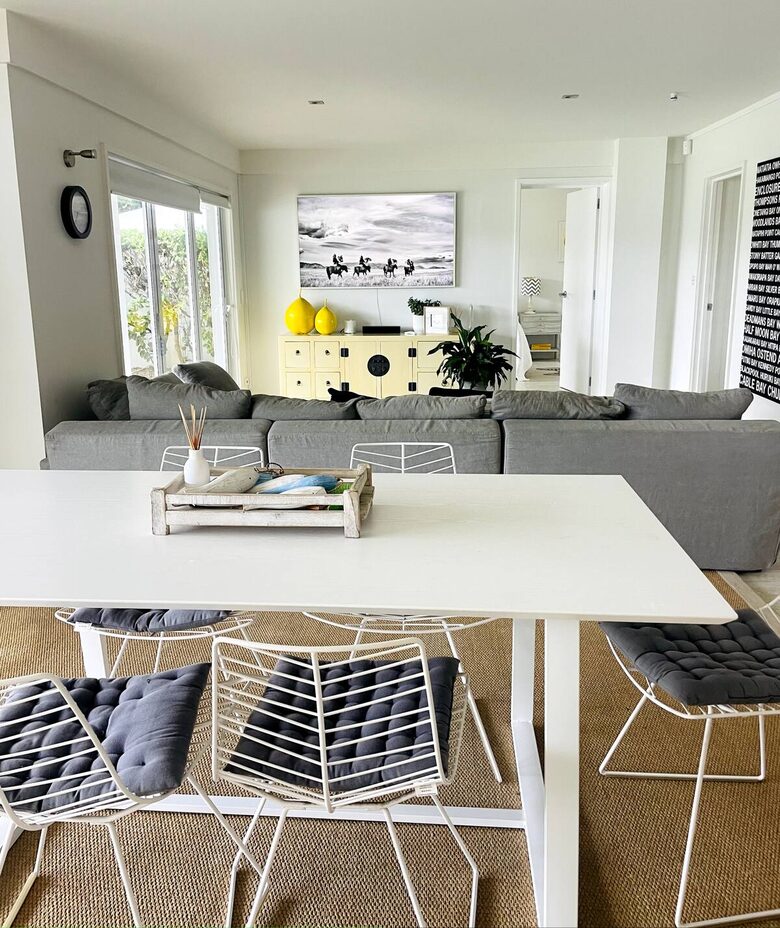 Sophisticated Island Living with Spa & Sun Decks - Waiheke Island, New Zealand