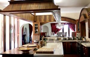 Vaal-Villa | Vintage Style Farmhouse - Vanderbijlpark, South Africa