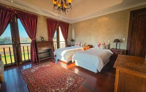 Vaal-Villa | Vintage Style Farmhouse - Vanderbijlpark, South Africa