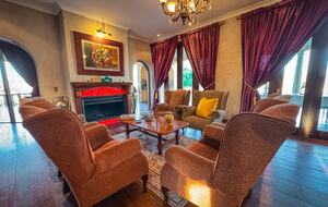 Vaal-Villa | Vintage Style Farmhouse - Vanderbijlpark, South Africa