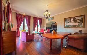 Vaal-Villa | Vintage Style Farmhouse - Vanderbijlpark, South Africa