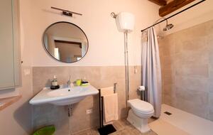 15th-Century Farmhouse in the Heart of Chianti - Lucignano, Italy