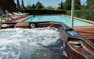15th-Century Farmhouse in the Heart of Chianti - Lucignano, Italy