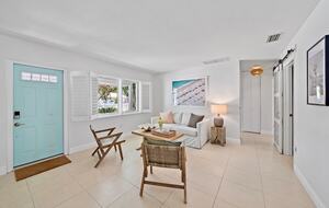 Sunny Sarasota Retreat Near Beaches & Downtown - Sarasota, Florida