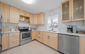 Sunny Sarasota Retreat Near Beaches & Downtown - Sarasota, Florida