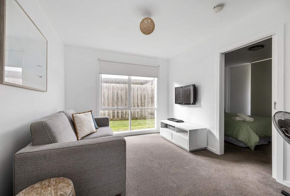 Blairgowrie Front Beach House | Refined Coastal Retreat Steps from the Sea - Blairgowrie, Australia