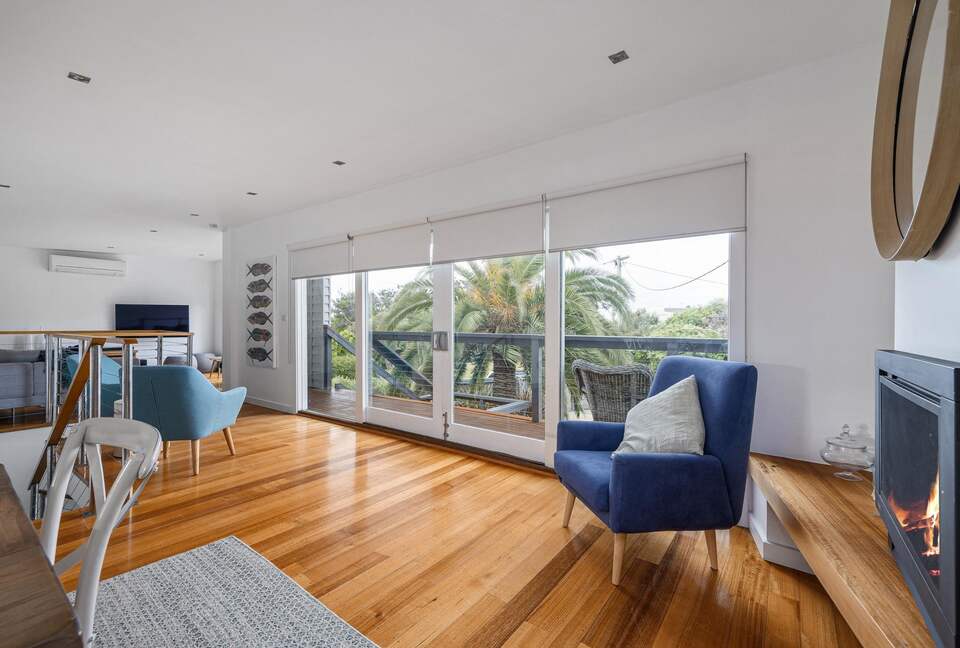 Blairgowrie Front Beach House | Refined Coastal Retreat Steps from the Sea - Blairgowrie, Australia