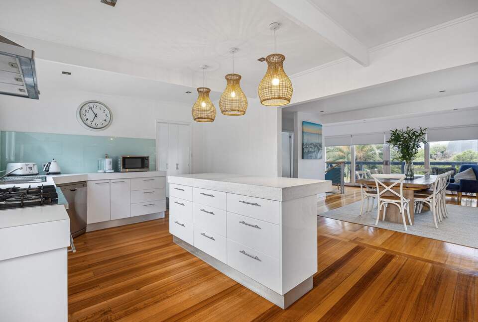 Blairgowrie Front Beach House | Refined Coastal Retreat Steps from the Sea - Blairgowrie, Australia