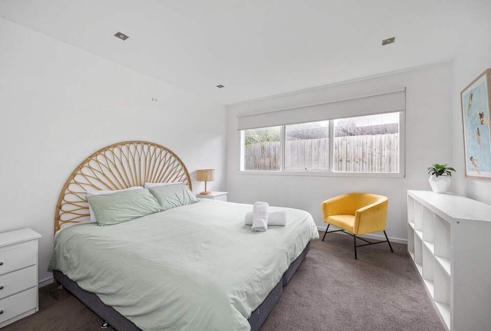 Blairgowrie Front Beach House | Refined Coastal Retreat Steps from the Sea - Blairgowrie, Australia