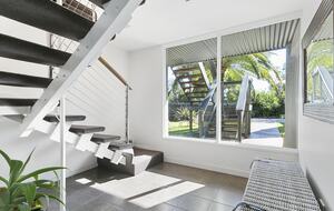 Blairgowrie Front Beach House | Refined Coastal Retreat Steps from the Sea - Blairgowrie, Australia