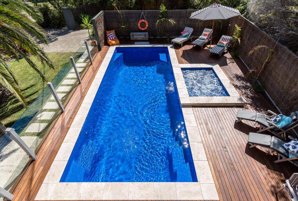 Blairgowrie Front Beach House | Refined Coastal Retreat Steps from the Sea - Blairgowrie, Australia