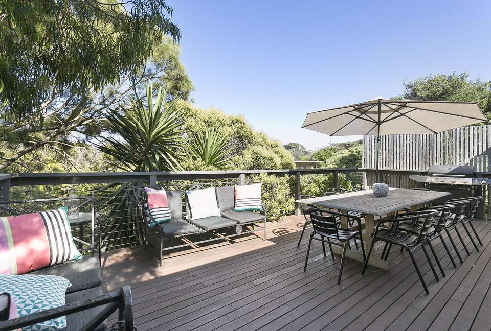 Blairgowrie Front Beach House | Refined Coastal Retreat Steps from the Sea - Blairgowrie, Australia