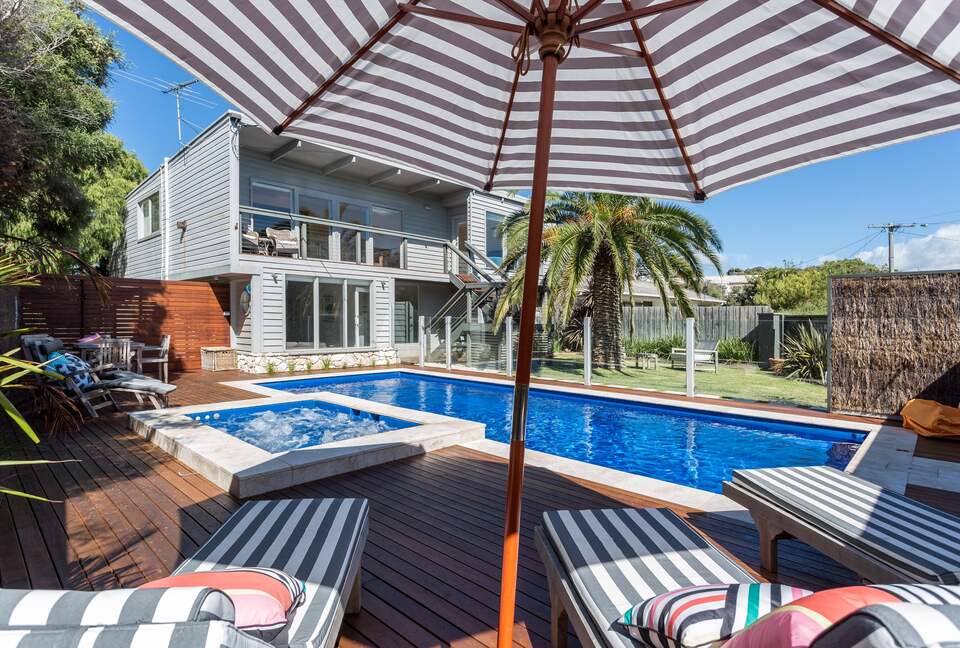 Blairgowrie Front Beach House | Refined Coastal Retreat Steps from the Sea - Blairgowrie, Australia