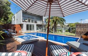 Blairgowrie Front Beach House | Refined Coastal Retreat Steps from the Sea - Blairgowrie, Australia