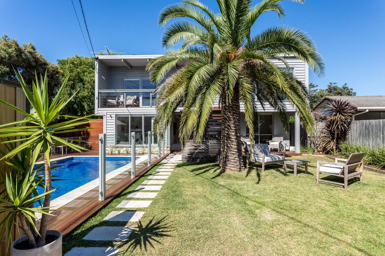 Blairgowrie Front Beach House | Refined Coastal Retreat Steps from the Sea - Blairgowrie, Australia