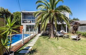 Blairgowrie Front Beach House | Refined Coastal Retreat Steps from the Sea - Blairgowrie, Australia