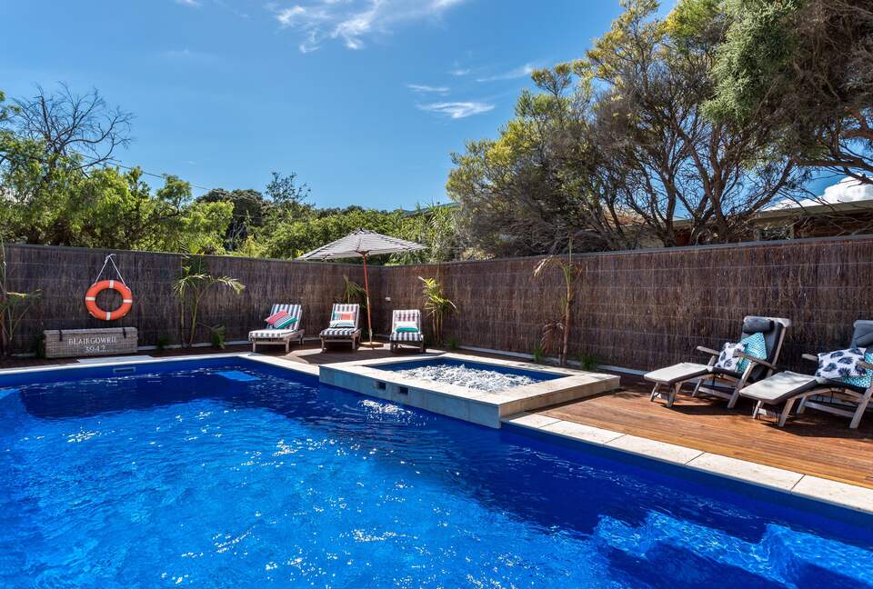 Blairgowrie Front Beach House | Refined Coastal Retreat Steps from the Sea - Blairgowrie, Australia