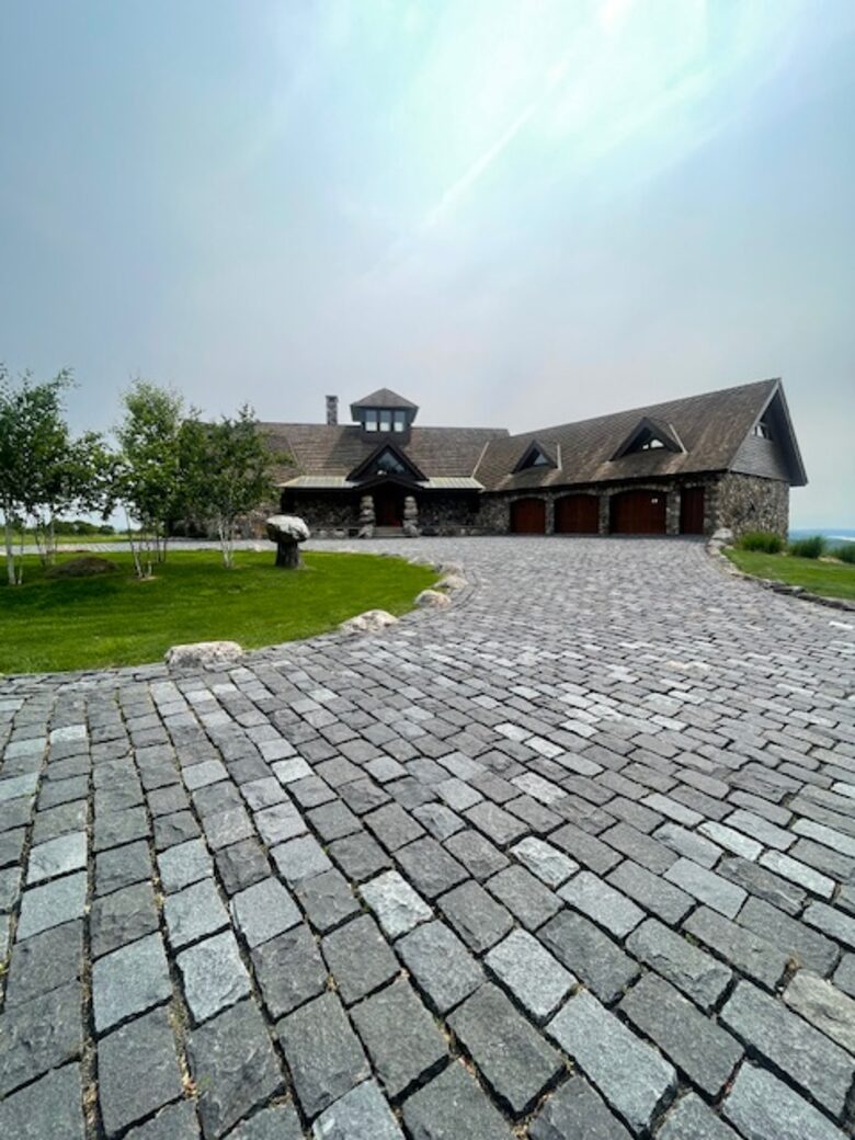 Charming Guest House on a 200/Acre Gated Estate - Middletown, Connecticut