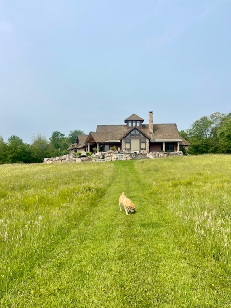 Charming Guest House on a 200/Acre Gated Estate - Middletown, Connecticut