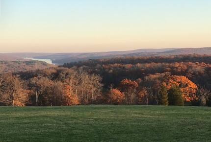 Charming Guest House on a 200/Acre Gated Estate - Middletown, Connecticut