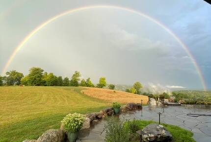 Charming Guest House on a 200/Acre Gated Estate - Middletown, Connecticut