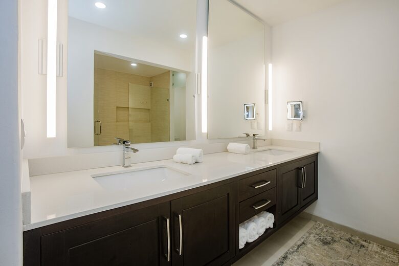 Elegant Escape on Cozumel’s Premier Beachfront - Cozumel, Mexico