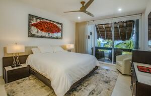 Elegant Escape on Cozumel’s Premier Beachfront - Cozumel, Mexico