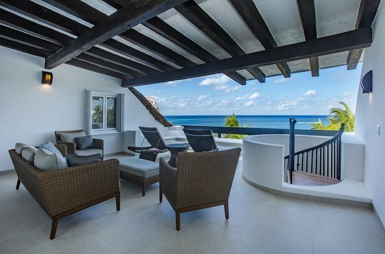 Elegant Escape on Cozumel’s Premier Beachfront - Cozumel, Mexico