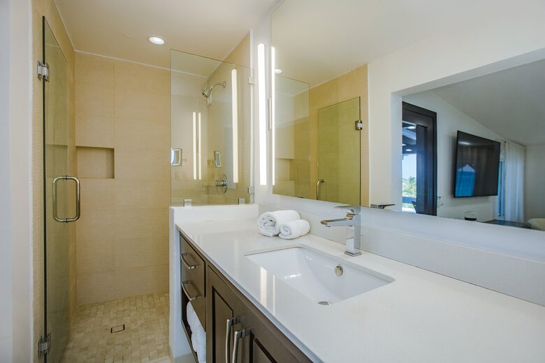 Elegant Escape on Cozumel’s Premier Beachfront - Cozumel, Mexico