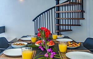 Elegant Escape on Cozumel’s Premier Beachfront - Cozumel, Mexico