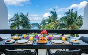 Elegant Escape on Cozumel’s Premier Beachfront - Cozumel, Mexico