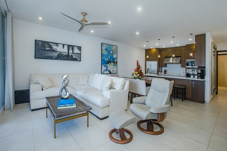 Elegant Escape on Cozumel’s Premier Beachfront - Cozumel, Mexico