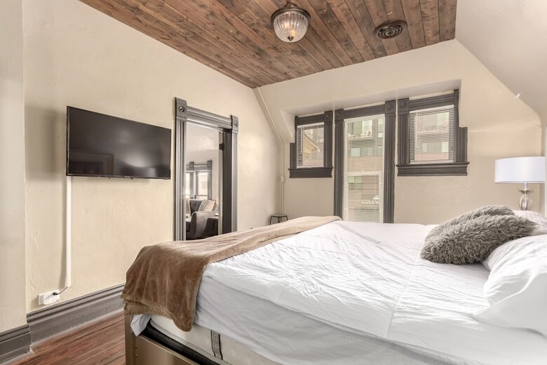 Urban Loft Living in Denver’s Tennyson Street District - Denver, Colorado