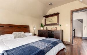 Urban Loft Living in Denver’s Tennyson Street District - Denver, Colorado