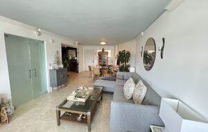 Perfectly Located Condo | Steps from the Beach - Miami Beach, Florida