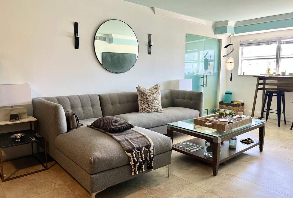 Perfectly Located Condo | Steps from the Beach - Miami Beach, Florida