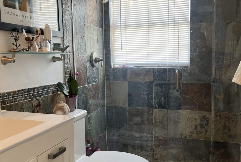 Perfectly Located Condo | Steps from the Beach - Miami Beach, Florida