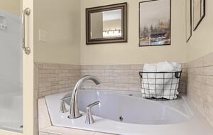 Lakeside Haven in the Ozarks - Missouri, Missouri