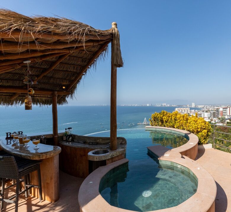 Bayview Villa Above Los Muertos Beach with Private Infinity Pool - Vallarta, Mexico