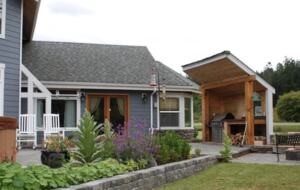 Oceanview Lodge with Over 600’ of Waterfront - Coupeville, Washington