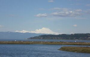 Oceanview Lodge with Over 600’ of Waterfront - Coupeville, Washington