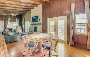 Tranquil Escape on Dowling Lake with Pool, Spa & Firepit - Dade City, Florida