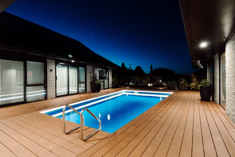 Unique sustainable luxury Retreat (sleeps 12) with a wellness zone including pool, spa, sauna & yoga decks - Rotorua, New Zealand