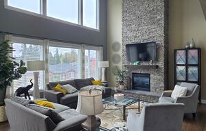 Pacific Northwest Luxe Home Near Woodinville Wineries - Bothell, Washington