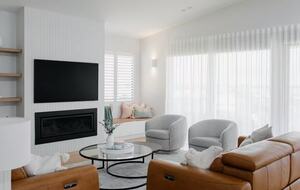 Architectural Elegance with Coastal Views - San Remo, Australia