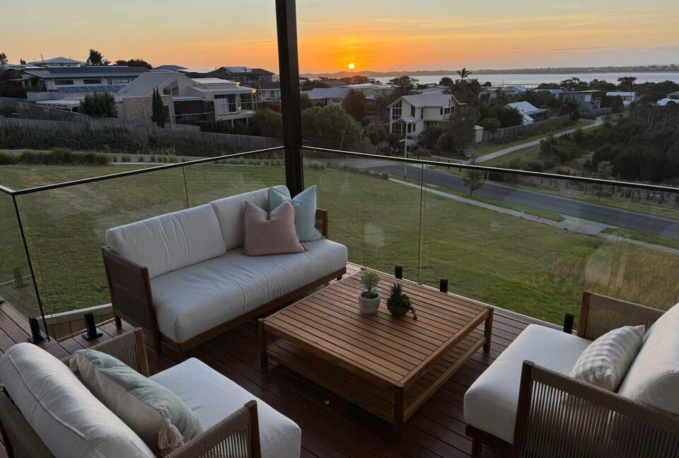 Architectural Elegance with Coastal Views - San Remo, Australia