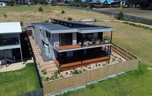 Architectural Elegance with Coastal Views - San Remo, Australia