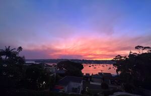 Elegant Retreat with Bay Views in South Cronulla - Cronulla, Australia