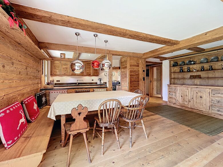 Sophisticated Alpine Apartment Steps from the Slopes - Verbier, Switzerland