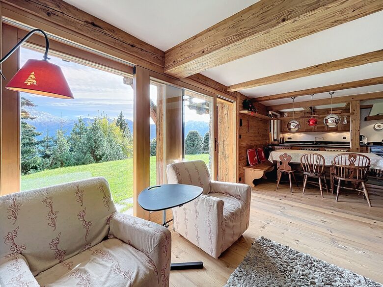 Sophisticated Alpine Apartment Steps from the Slopes - Verbier, Switzerland